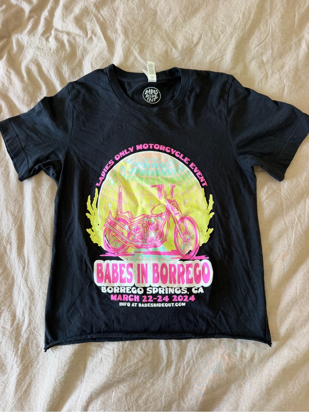Babes In Borrego Black Graphic Tee - Ladies Motorcycle Event, Raw edged Crop XS